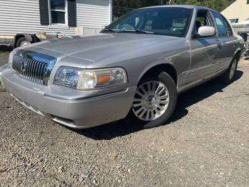 2006 Mercury Grand Marquis LS (((Runs and Drives)) for sale in Baltimore, MD