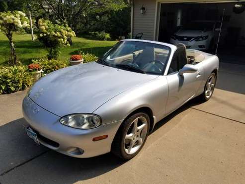 2002 Mazda Miatia MX-5 - cars & trucks - by owner - vehicle... for sale in Clearwater, MN
