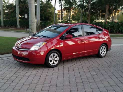 Low Miles Toyota Prius Excellent Condition Back Up Camera/New Tires... for sale in Naples, FL