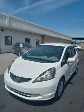 2013 honda fit, two owners clean title - - by dealer for sale in Glendale, AZ