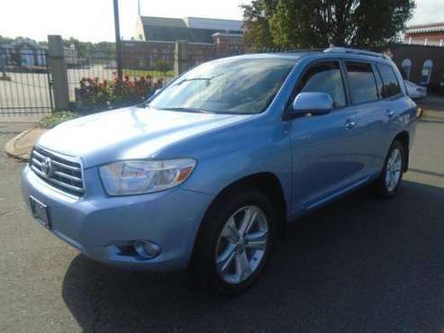 2009 Toyota Highlander Limited 4WD - cars & trucks - by dealer -... for sale in West Springfield, MA