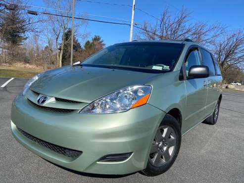 Toyota Sienna 3rd row for sale in Schenectady, NY