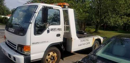 Mitsubishi Tow Truck 4 cylinder Turbo Diesel for sale in Sheffield lakr, OH
