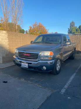 2006 GMC Sierra 2wd, 6 1/2 ft bed - cars & trucks - by owner -... for sale in Olivehurst, CA