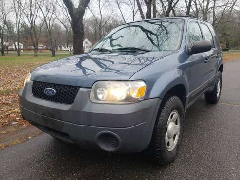 2005 ::Ford escape:: - cars & trucks - by dealer - vehicle... for sale in South Windsor, CT