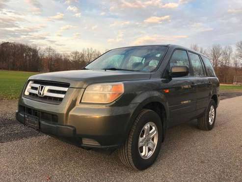 2006 Honda Pilot LX - 4WD - 3rd Row Seat - cars & trucks - by dealer... for sale in Ravenna, OH