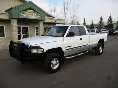 2001 dodge ram 2500 V10 laramie leather quad long box 4x4 solid out... for sale in Forest Lake, MN