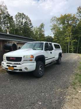 2003 GMC 2500 for sale in Naples, NY