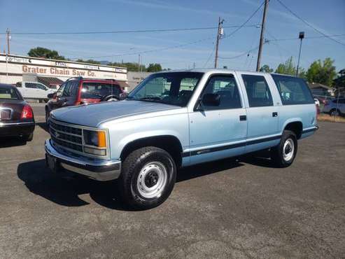 Chevrolet Suburban - - by dealer - vehicle automotive for sale in Medford, OR