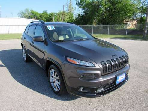 2018 Jeep Cherokee Latitude FWD - - by dealer for sale in Killeen, TX