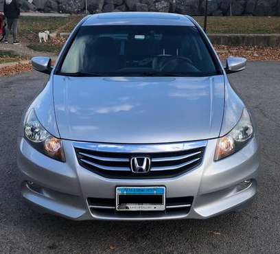 Honda Accord V6 2012 - cars & trucks - by owner - vehicle automotive... for sale in Northbrook, IL