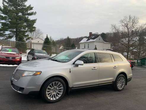 2010 Lincoln MKT Third Row All Wheel Drive - cars & trucks - by... for sale in Washington, PA