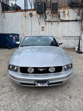 2006 Ford Mustang Convertible Deluxe for sale in Hickory Hills, IL