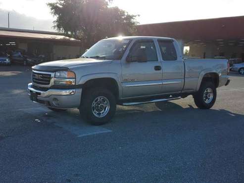 2005 GMC Sierra 2500HD SLE 4dr Extended Cab 4WD SB - cars & trucks -... for sale in Miami, FL
