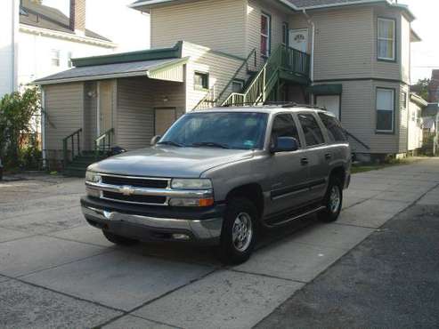 2001 chevrolet tahoe - cars & trucks - by owner - vehicle automotive... for sale in Elizabeth, NJ