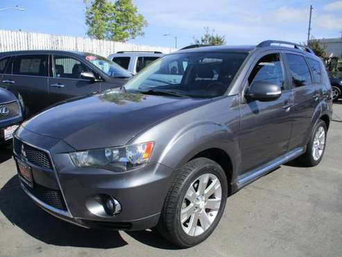 2010 Mitsubishi Outlander 4WD SE 1-OWNER - - by for sale in San Mateo, CA