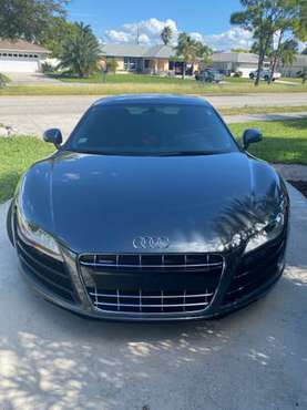 Selling my manual 2011 Audi R8 - cars & trucks - by owner - vehicle... for sale in Cape Coral, FL