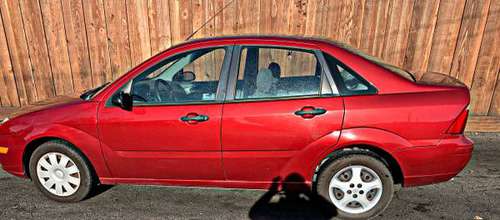 2005 FORD FOCUS GREAT COMMUTER GAS SAVER!!!!! - cars & trucks - by... for sale in Alameda, CA