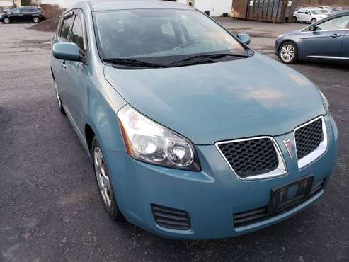 ONE OWNER 2009 TOYOTA MATRIX PONTIAC VIBE - cars & trucks - by... for sale in Rochester , NY