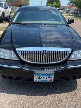 2010 Lincoln Town Car for sale in Alamo, TX