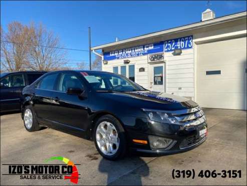2011 Ford Fusion 4dr Sdn SE FWD - cars & trucks - by dealer -... for sale in Waterloo, IA