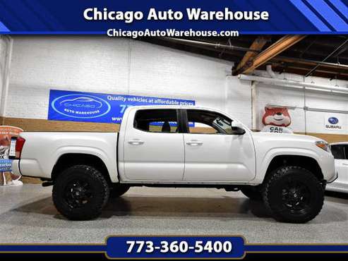 2017 Toyota Tacoma SR Double Cab 5 Bed V6 4x4 AT (Natl) - cars & for sale in Chicago, IA