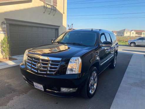 2007 Cadillac Escalade ESV FULLY LOADED - cars & trucks - by owner -... for sale in Corona, CA