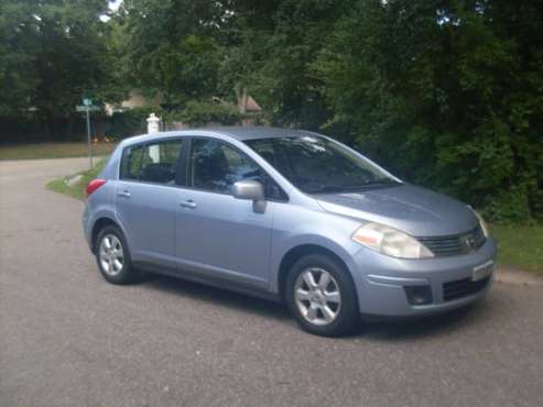 2009 NISSAN VERSA 77 k 1 owner - cars & trucks - by owner - vehicle... for sale in Southampton, NY