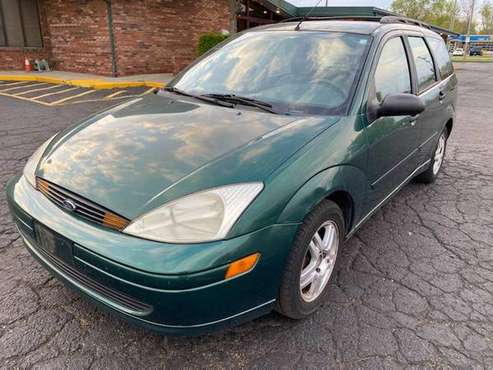 2001 Ford Focus Wagon SE - - by dealer - vehicle for sale in Columbus, OH