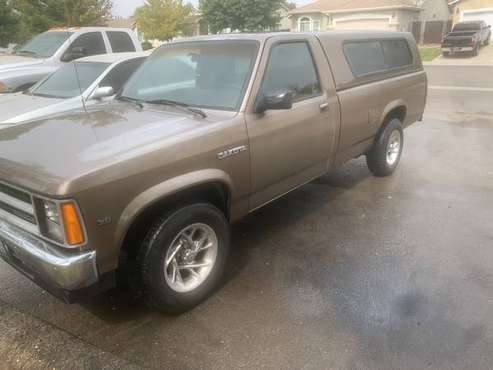 1989 Dodge Dakota - cars & trucks - by owner - vehicle automotive sale for sale in Merced, CA