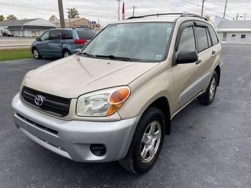2004 Toyota RAV4 4dr Auto 4WD - cars & trucks - by dealer - vehicle... for sale in Bowling green, OH