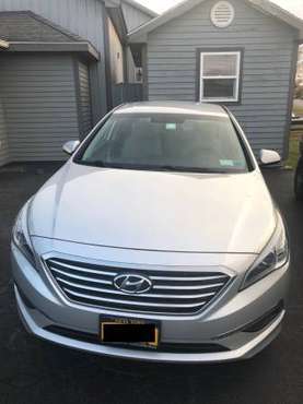2015 Hyundai Sonata SE - cars & trucks - by owner - vehicle... for sale in Coopers Plains, NY