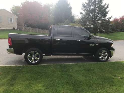 2016 RAM 1500 4x4 Crew Cab SLT - cars & trucks - by owner - vehicle... for sale in Leola, PA