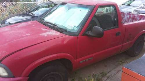 1995 GMC Sonoma 4 cylinder 112,000 miles* price reduced! for sale in Great Neck, NY