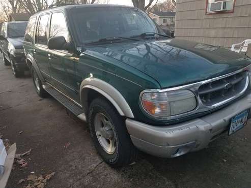 2001 FORD EXPLORER - cars & trucks - by owner - vehicle automotive... for sale in Minneapolis, MN