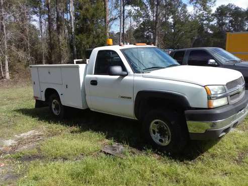2004 Chevy service truck 2500 HD for sale in Tallahassee, FL