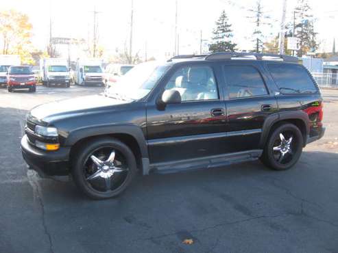 2003 Chevy Tahoe Z71....4X4....3RD Row Seat - cars & trucks - by... for sale in Portland, OR