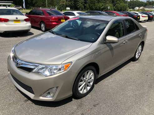 2013 TOYOTA CAMRY HYBRID XLE LOADED WITH EVERY OPTION! SUPER CLEAN! for sale in Tallahassee, FL