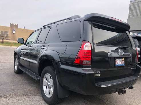 2007 Toyota 4Runner 107,301 miles - cars & trucks - by dealer -... for sale in Downers Grove, IL