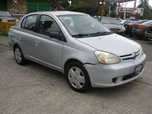 2003 TOYOTA ECHO 5 SPEED GAS SAVER NEW CLUTCH JUST INSTALLED - cars for sale in Seattle, WA