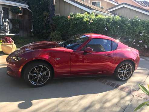 FOR SALE : 2019 Mazda MX-5 Miata RF (400 MIILES ONLY) - cars &... for sale in Thousand Oaks, CA