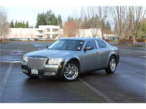 2005 Chrysler 300 - cars & trucks - by dealer - vehicle automotive... for sale in Everett, WA