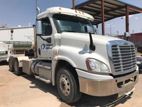 2012 Freightliner Cascadia T/A Truck Tractor - cars & trucks - by... for sale in Las Cruces, NM