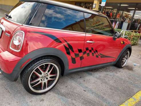 Mini Cooper - cars & trucks - by owner - vehicle automotive sale for sale in Miami, FL