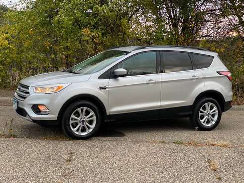 2018 Ford Escape SE fwd - cars & trucks - by dealer - vehicle... for sale in Minneapolis, MN