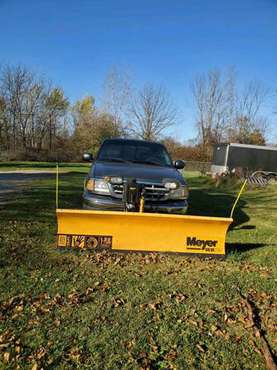 03 f-150 w/plow 158k - cars & trucks - by owner - vehicle automotive... for sale in Owosso, MI