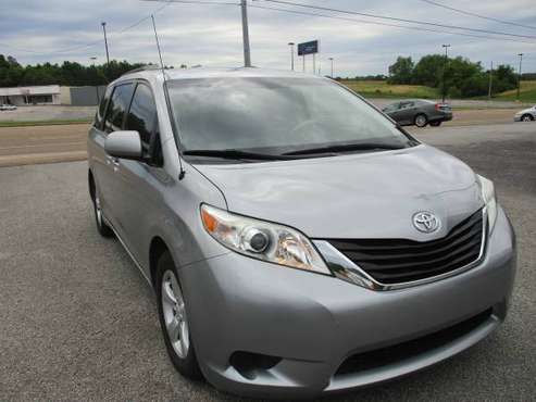 2011 Toyota Sienna - - by dealer - vehicle automotive for sale in Mc Kenzie, TN