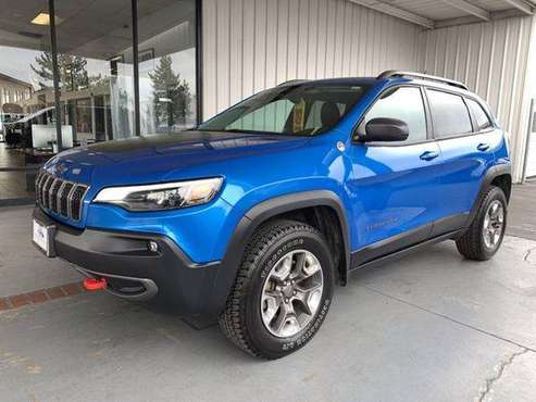 2019 Jeep Cherokee Trailhawk - cars & trucks - by dealer - vehicle... for sale in Reno, NV