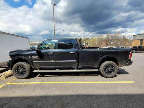 RAM 3500 2014 Crew Cab Limited for sale in PA