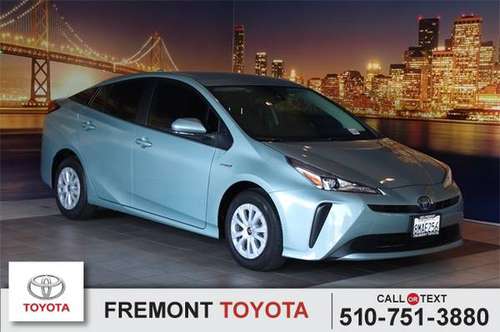 *2019* *Toyota* *Prius* *L* - cars & trucks - by dealer - vehicle... for sale in Fremont, CA